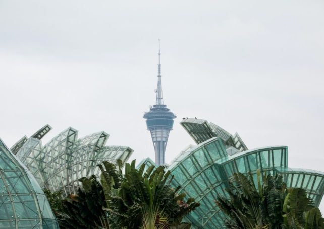 Inflation drops 0.40% in September