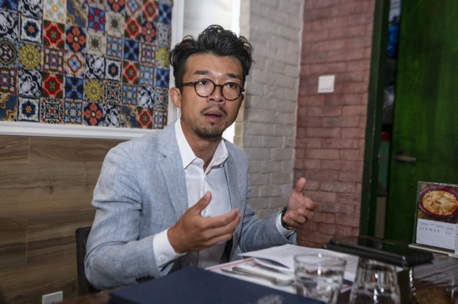 Entrepreneur Joe Liu supports the importation of qualified foreign professionals