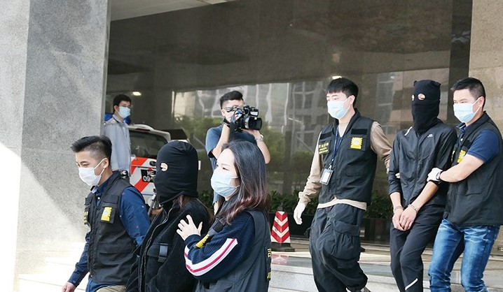 Macao, Zhuhai police nab 14 people-smuggling suspects