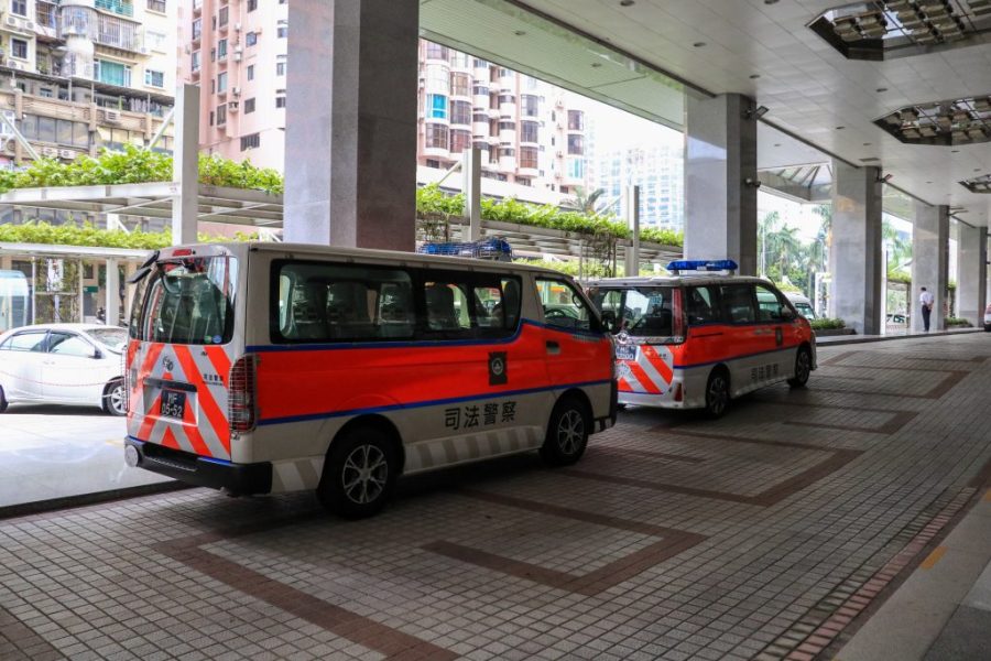 Man sexually harasses 14-year-old girl