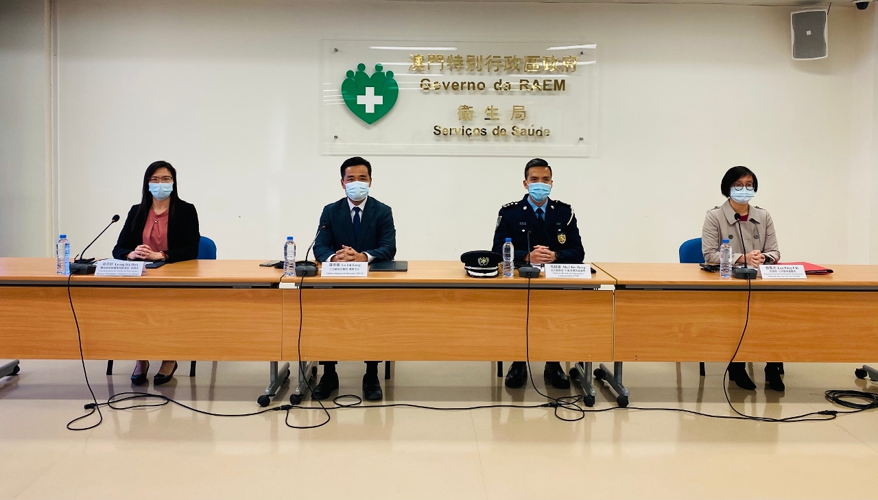 Entry ban on foreigners including those who had Covid-19 vaccines