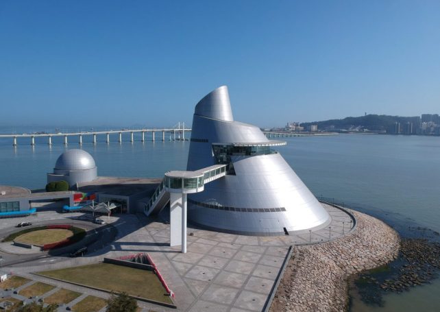 Macao Science Centre celebrates science education with a free admission day
