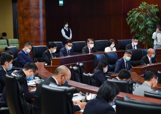Economy & Finance secretary urges locals to hire mainland Chinese helpers