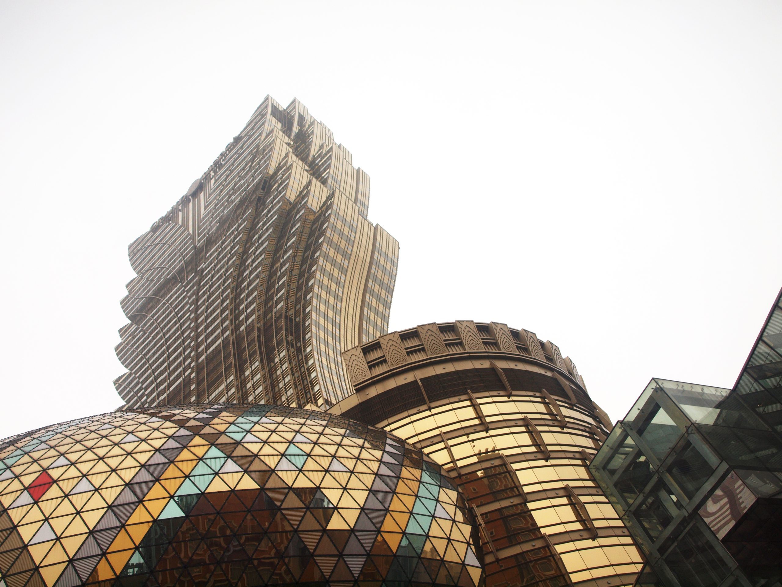 SJM Holdings completes dual issue in Macao bond market
