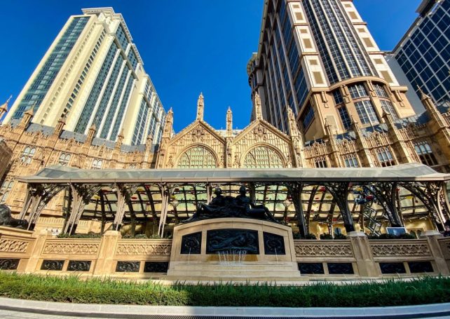 Londoner Macao moving closer to completion