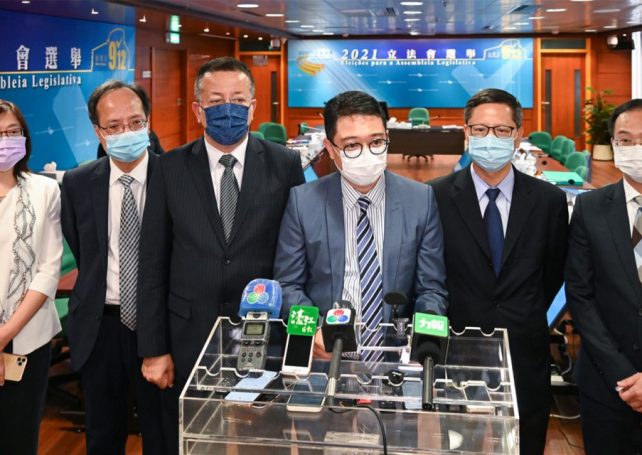 16 candidacy lists gear up for autumn elections