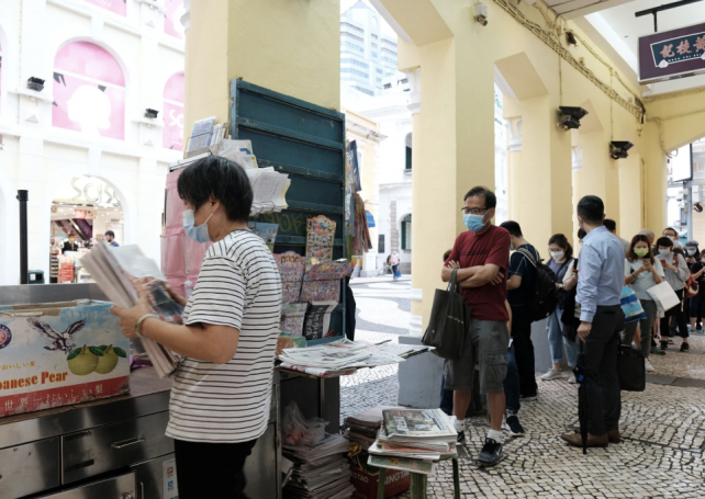 Final edition of Apple Daily sells out in Macao