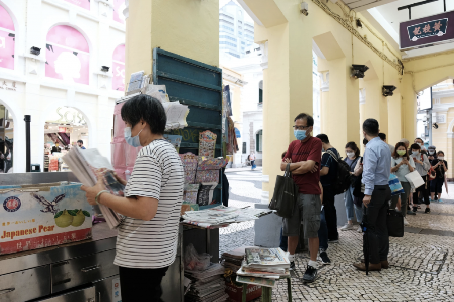 Final edition of Apple Daily sells out in Macao