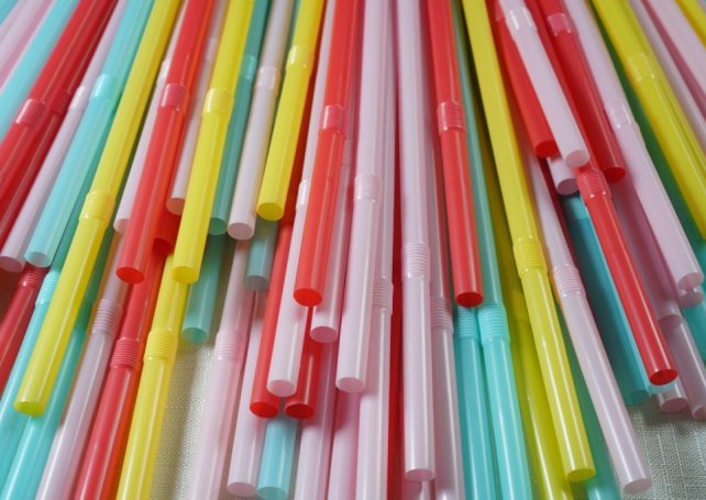 Importing plastic straws to be prohibited from 2022