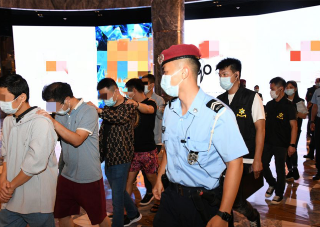 Authorities deport 704 undesirables following cross-border joint operation