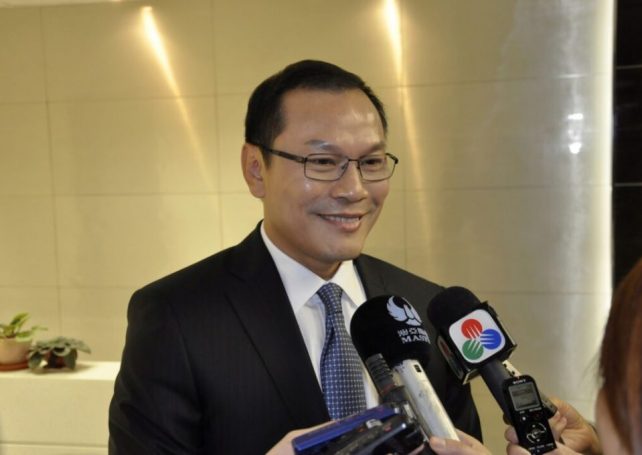 Li Canfeng, former director of Macao Public Works in custody for allegedly taking bribes and money laundering