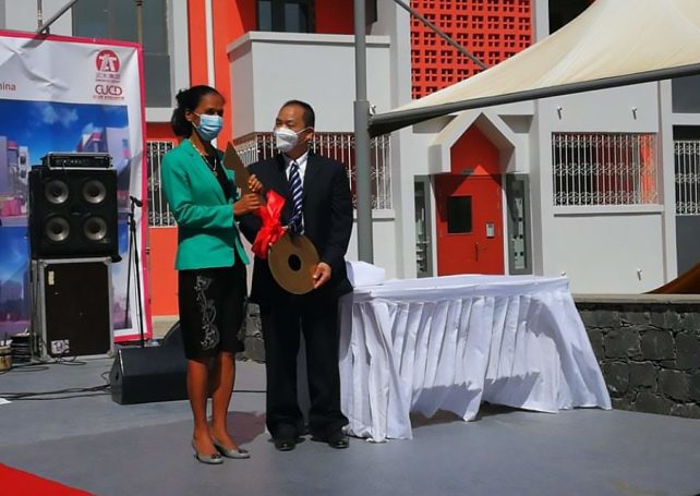 Chinese-funded US$10 million housing project completed in Cabo Verde