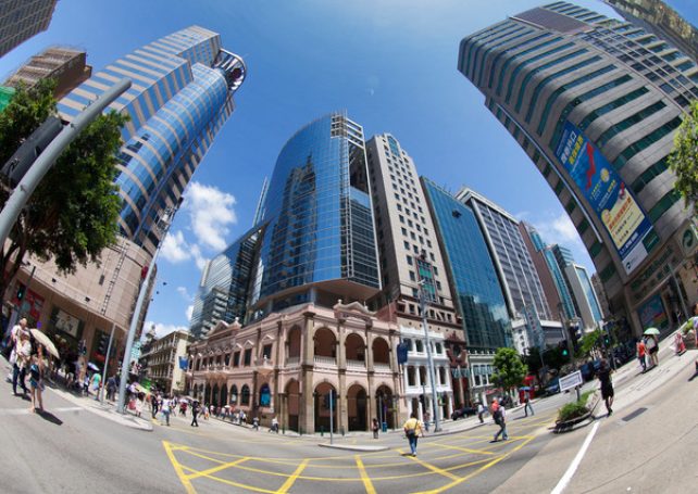 Macao banks eye alliance with Portuguese-speaking banks