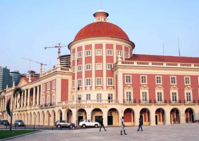 Angola revises credit rules for commercial banks