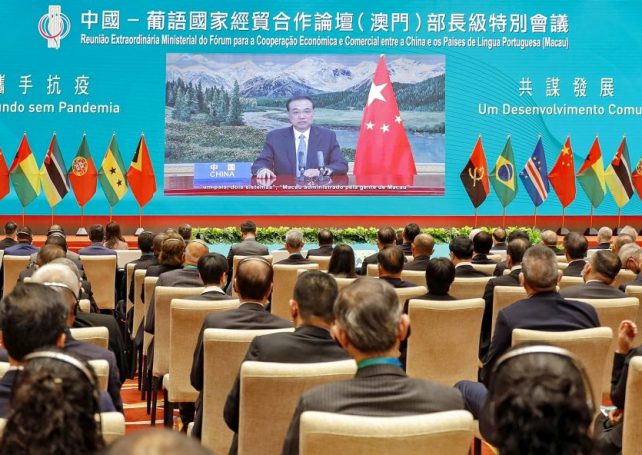 Chinese Premier calls for strong links with Portuguese speaking-countries