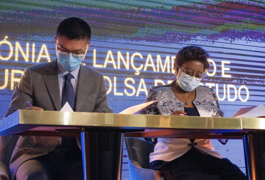 Huawei launches Information and Communication Technologies Star programme in Angola