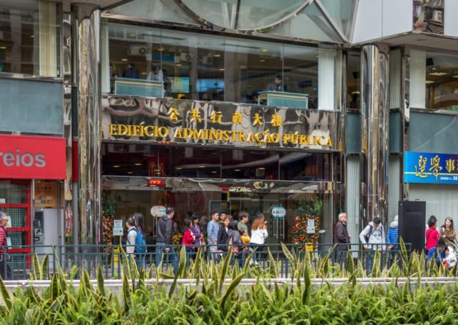 Macao’s public servants will not receive pay increase next year