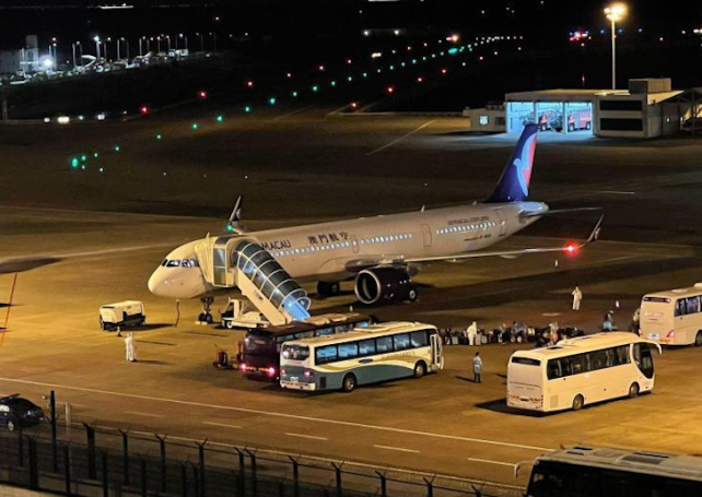 Macao students return home from Shanghai