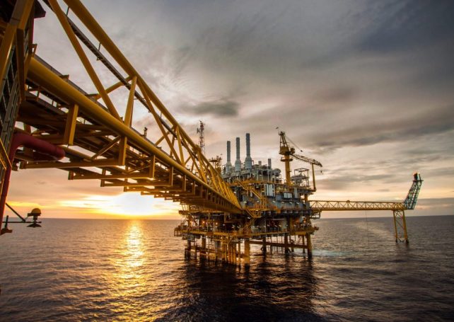 Angola oil exports reach US$11.8 billion in the second quarter of this year