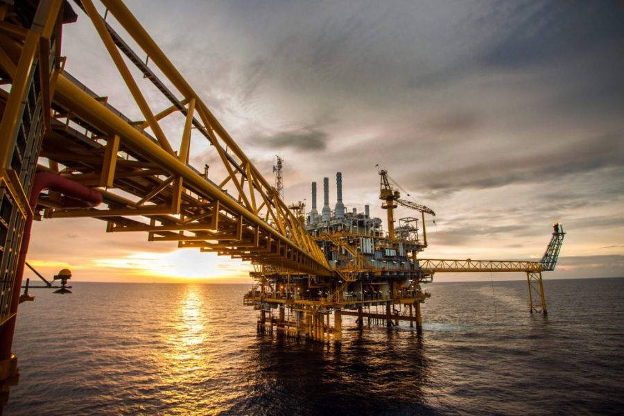Angola oil exports reach US$11.8 billion in the second quarter of this year