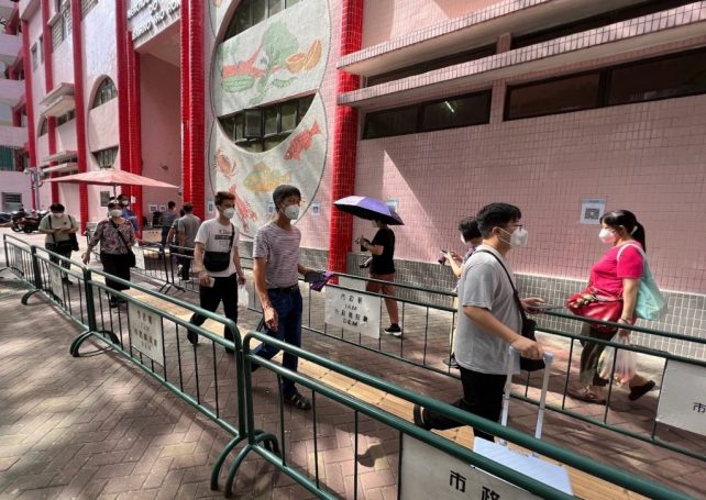 Macao’s Covid-19 cases surpass 1,500; 12 batches of pooled samples test positive at mass testing
