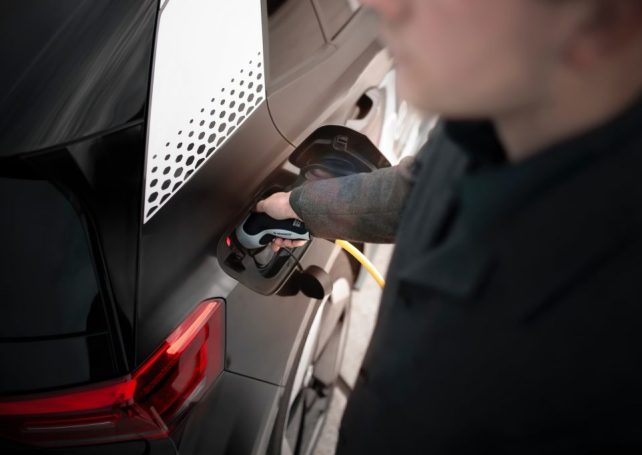 Electric car owners say fees at charging stations exceed expectations