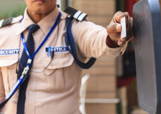 Thugs launch brutal attack on security guard at Taipa MUST hospital