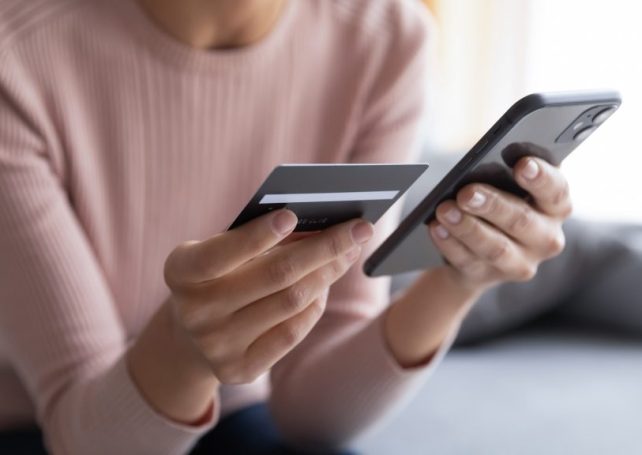 Scammers trick mainland Chinese university student out of MOP 230,000