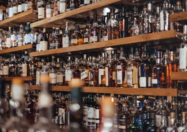 Macao to ban alcohol sales to under-18s