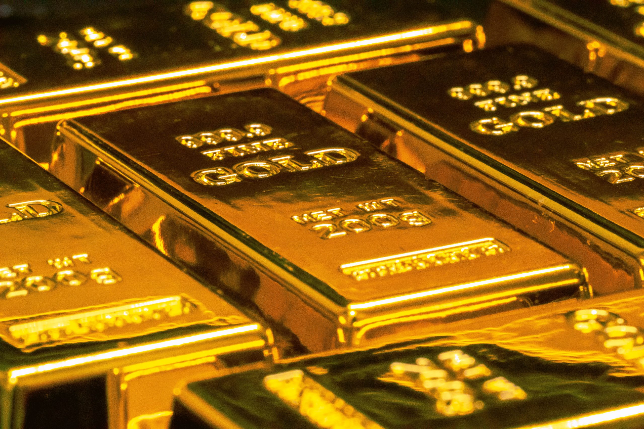 Police nab nine suspects in MOP 2.97 million cross-border gold fraud