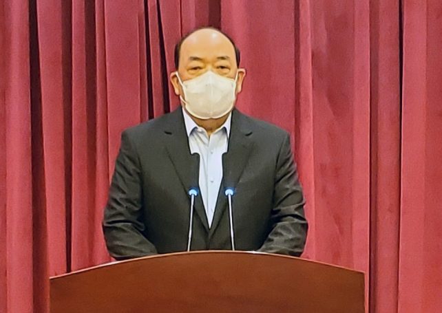 Macao must continue to open and not return to the past: Ho Iat Seng