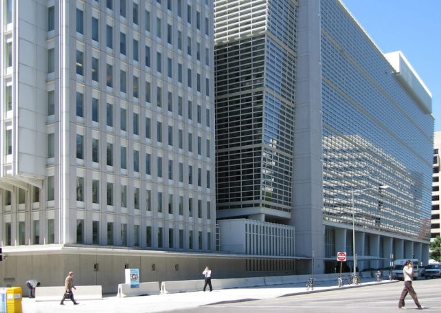 World Bank cuts growth forecast in the Portuguese-speaking countries