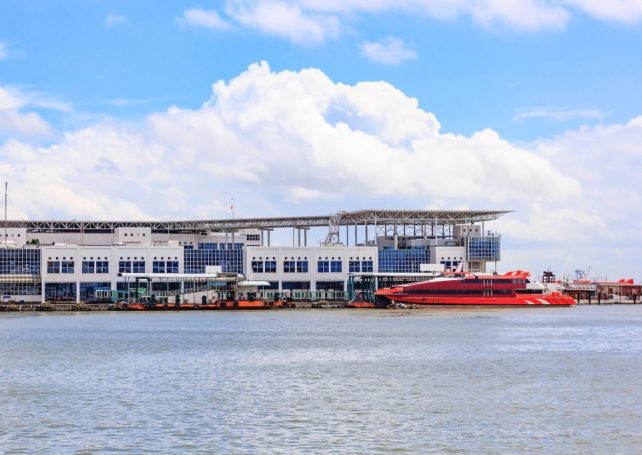 First ferry between Macao’s Outer Harbour Ferry Terminal and Hong Kong’s Sheung Wan berthed yesterday morning