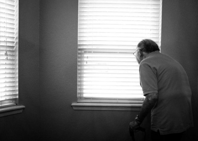 79-year-old man found dead in flat on Rua do General Ivens Ferraz
