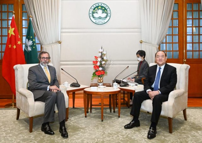 Portuguese language and culture are of ‘high importance’ in Macao, Ho Iat Seng says