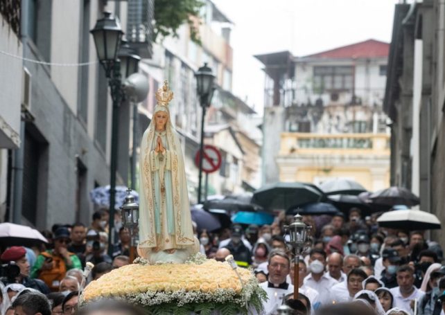 The Procession of Our Lady of Fátima returns to the streets of Macao