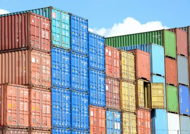 Sino-lusophone trade grows by more than a quarter in the first four months of the year