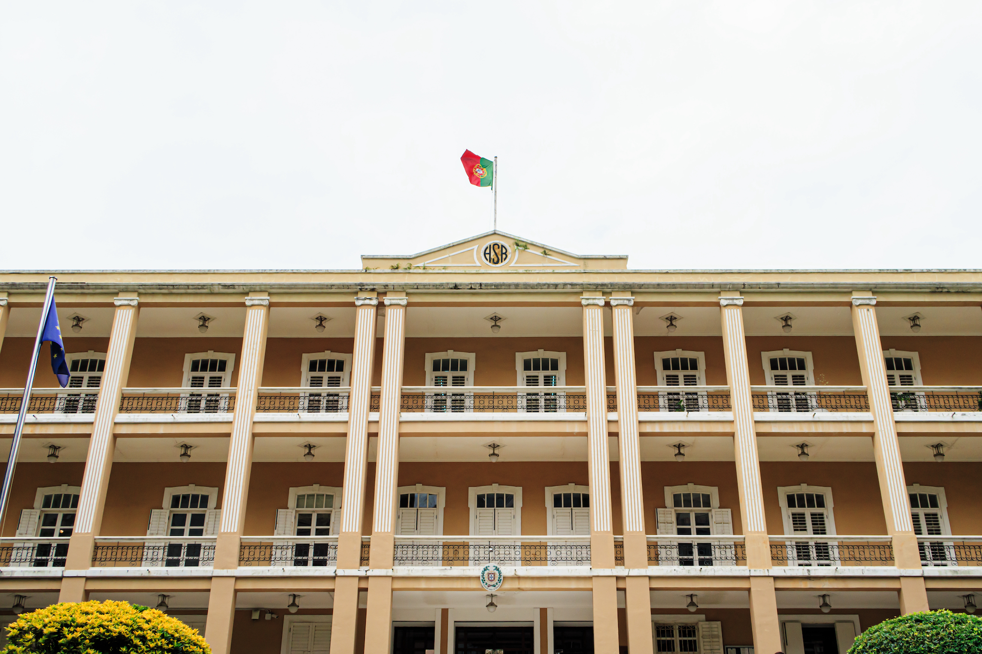 Waiting times for Portuguese passport renewal could get easier