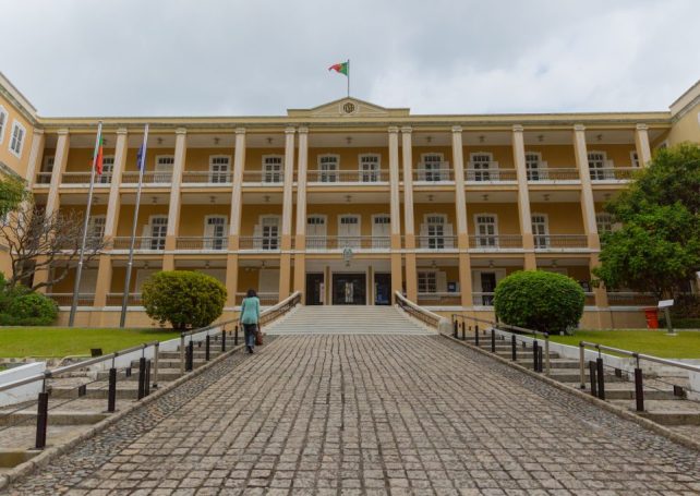 The Portuguese Consulate will have a new booking system by the end of the year