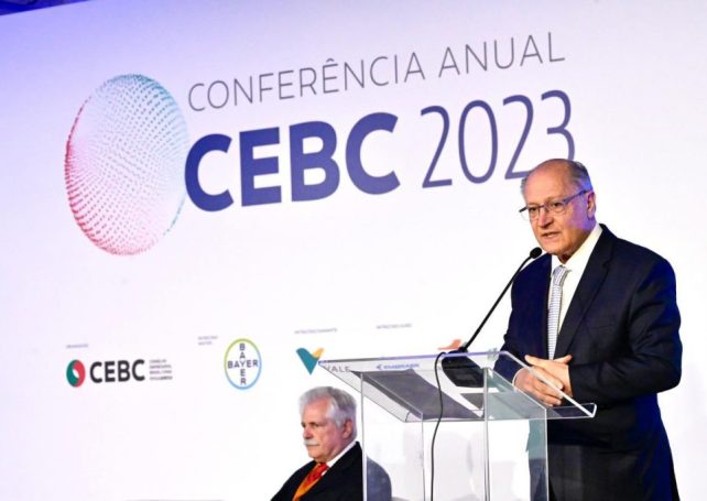 Brazil invites Chinese participation in its ‘neo-industrialisation’ process