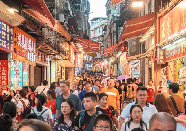 Foreigners on group tours from Macao no longer need visas to explore the GBA