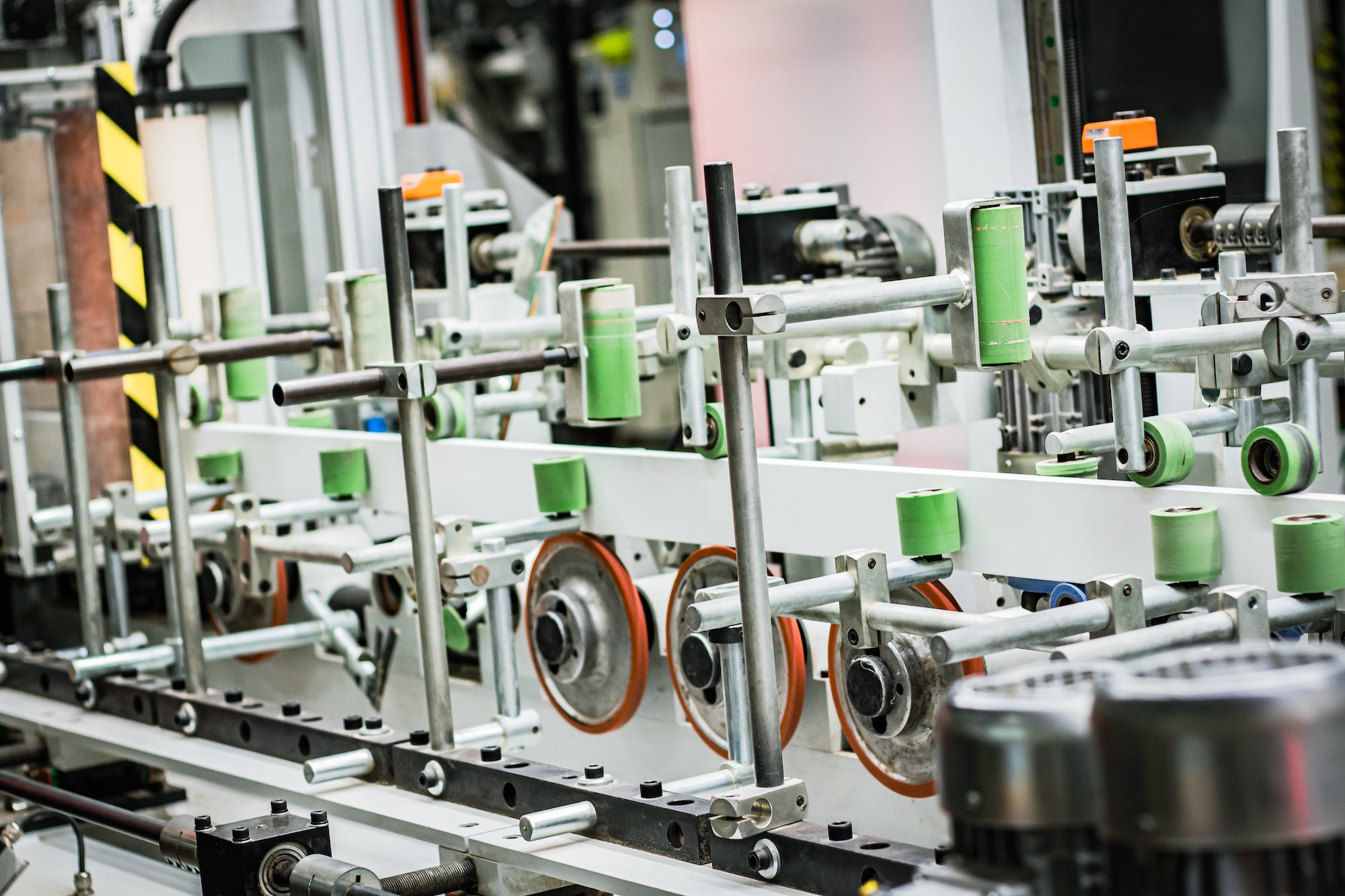 Earnings are slowing for the top 500 manufacturers in Guangdong