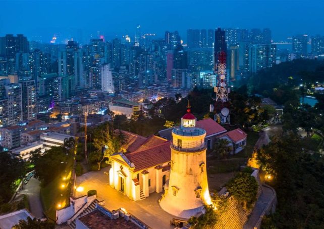 UNESCO refuses help to a Guia Lighthouse conservation group 
