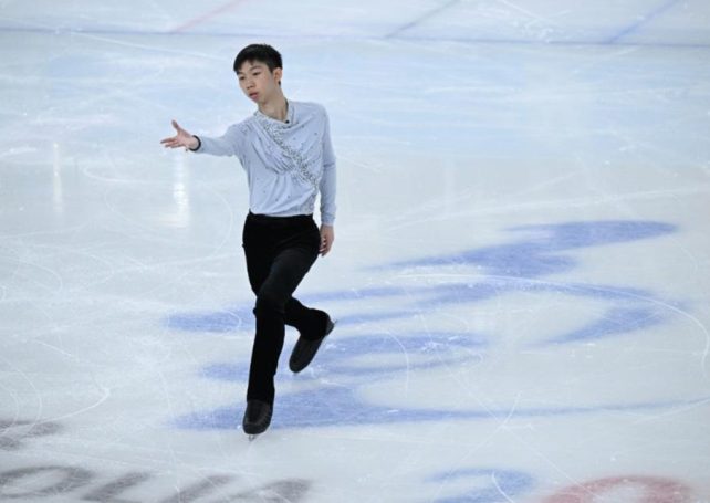 Macao figure skater beats cancer to compete in National Winter Games