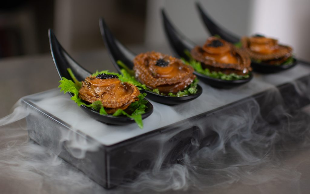 Chio Chi Ngong’s showcases his professional plating techniques through his background as a hotel chef