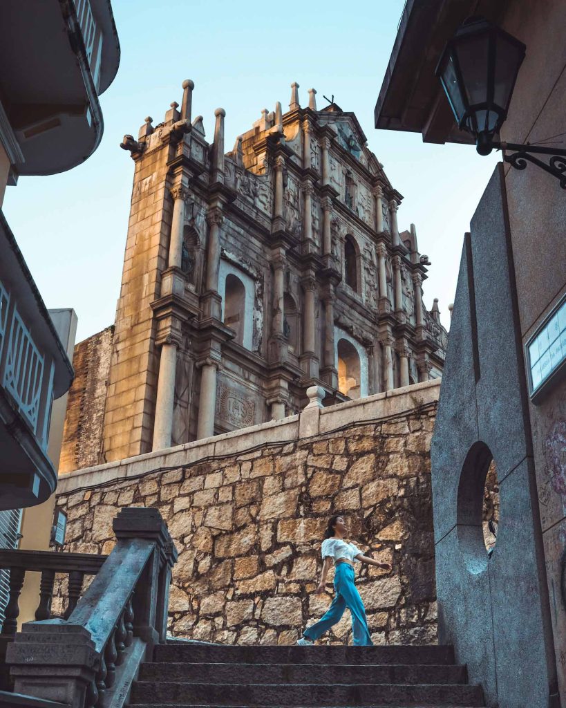 Reaching the Historic Centre of Macao from the ferry terminal by bus is easy can can cost as little as 3 patacas