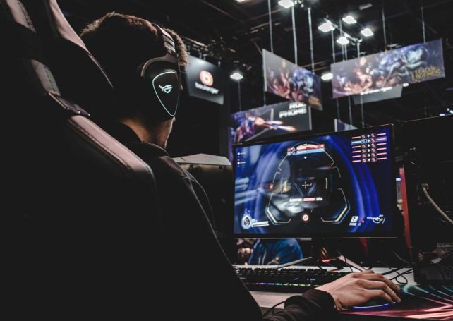 Stanley Ho’s youngest son is set to own China’s first US-listed esports company