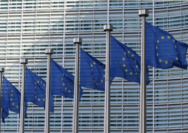 China and the EU are to hold talks on electric vehicle tariffs 