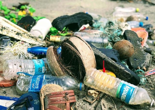 Floating refuse swamps Macao’s beaches