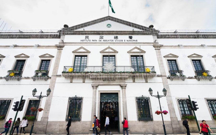 José Tavares is stepping down as the head of the Municipal Affairs Bureau 